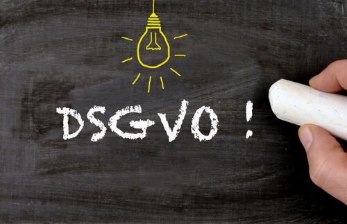 DSGVO Schrift auf Tafel