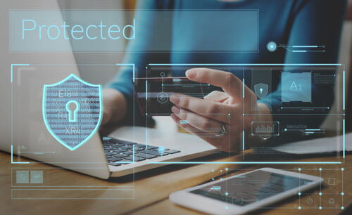 Protected am Laptop und Handy