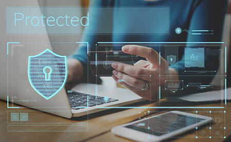 Protected am Laptop und Handy