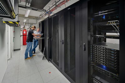 Rechenzentrum mit Servern