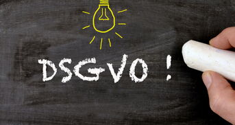 DSGVO Schrift auf Tafel